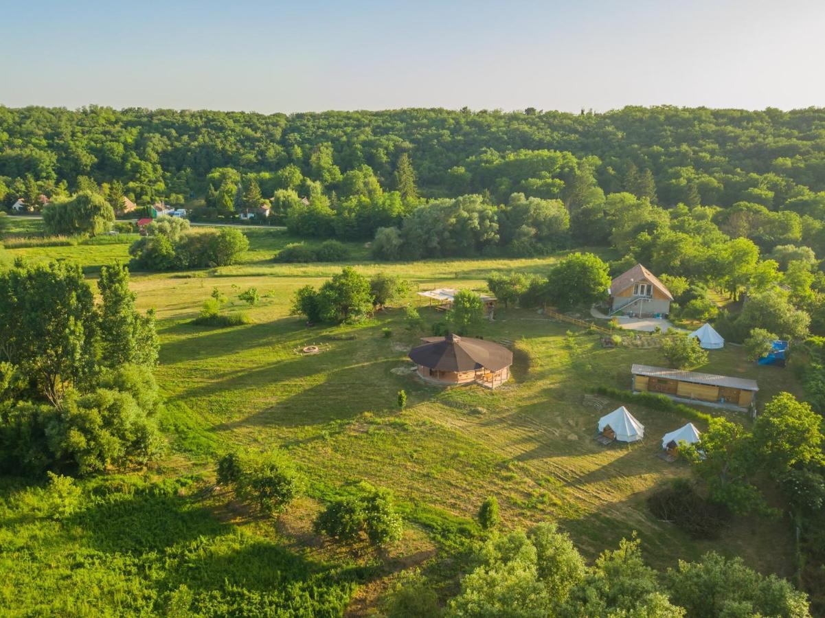 Szellos Ret Camping Balvanyos Dış mekan fotoğraf